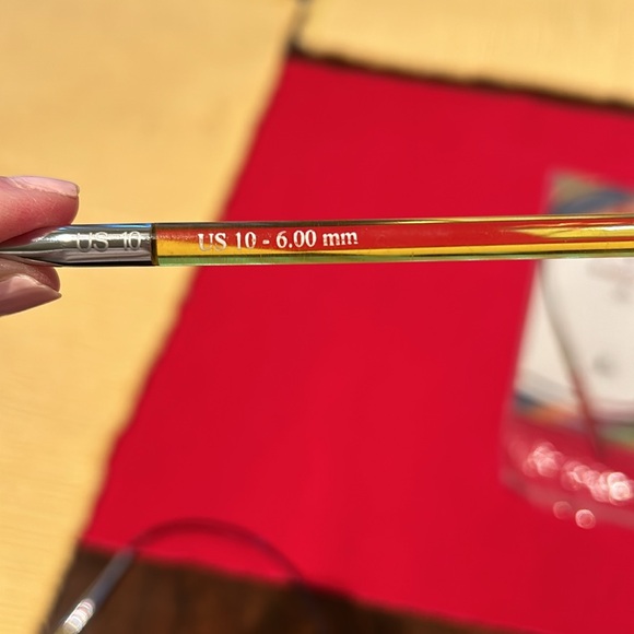 Circular knitting needles, miscellaneous knitting notions and patterns - Picture 10 of 10